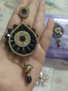 Ultra Big Fashion Crystal Earrings Black