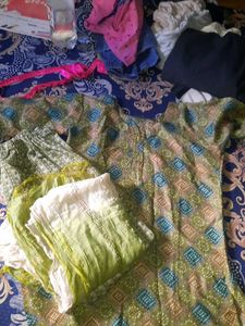 Kurti,izaar,dupatta