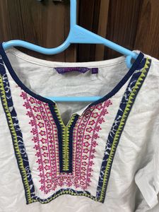 New Trisha By Pantaloons White Kurti