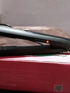 IKONIC Black Beauty Hair Iron
