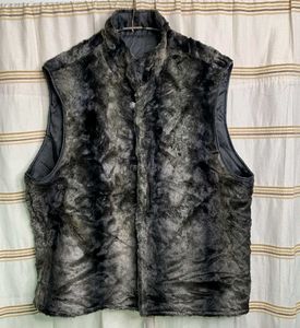 Half Sleeves Fur Jacket In Good Condition