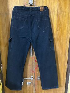 Black Cargo Jeans