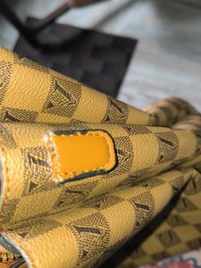 Checkered Tote Bag with Flower Detail