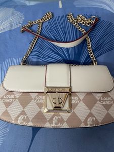 Louis Cardy Chain Shoulder Bag
