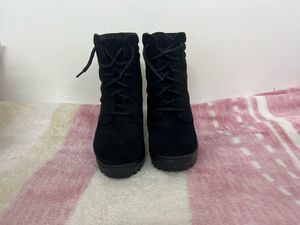 Black Heeled Boots