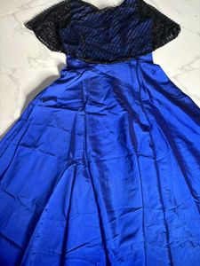 Royal Blue &amp; Black Saree