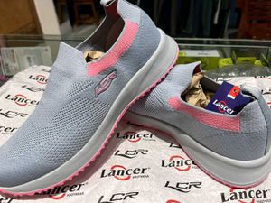 Lancer Women's Casual Slip-Ons