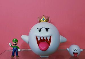Super Mario King Boo Luigi Glow in Dark