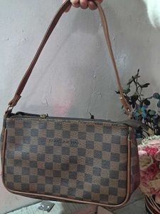 Louis Vuitton Damier Ebene Pochette