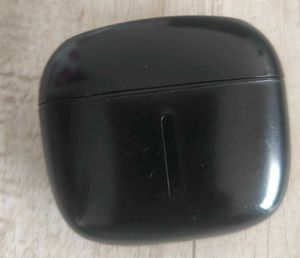 boAt Airdopes Max Charging Pod Only – Carbon Black