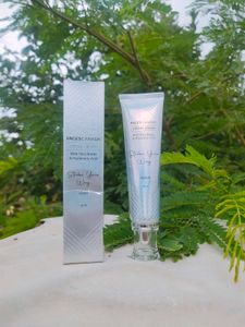 Faces Canada Strobe Cream