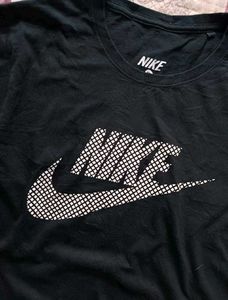 Nike T-Shirt