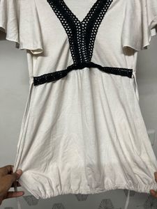 Casual White Top🫠🫠❤️