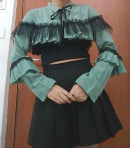 Crop Pullover Shirt/Sleeves
