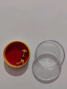 Gold Flower Earrings