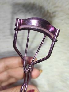 Eyelash Curler
