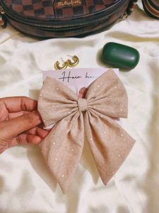 Pigtail Bow
