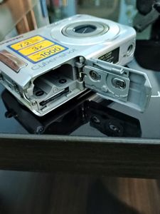 Sony cybershot digital camera (not working)