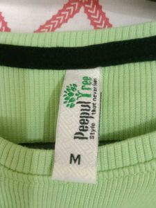 Green Long Sleeve crop Top