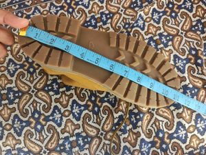 New Clarks Leather Ankle Boots good polish Needed