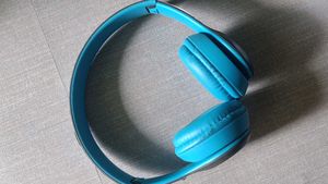 Working Headphone