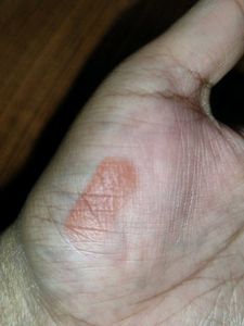 nykaa ultra matte lipstick (shade jane)