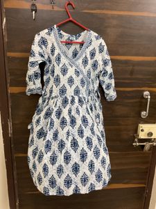 Blue &amp; White Print kurti