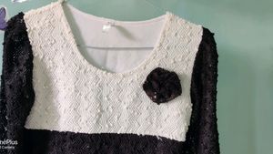Women Solid Party Wear Top