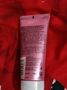 Ponds Bright Beauty Facewash