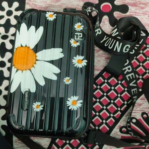 Daisy Print Crossbody Bag