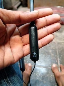 U &amp; I - Bluetooth Neckband