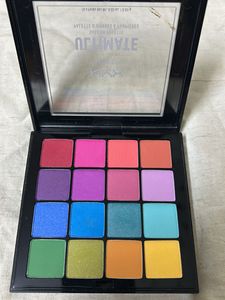 Nyx Eyeshadow Palette