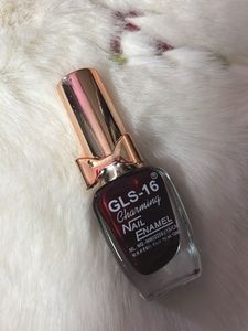 Nail Polishe