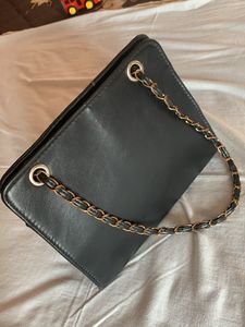 Black Hand Bag(uae)
