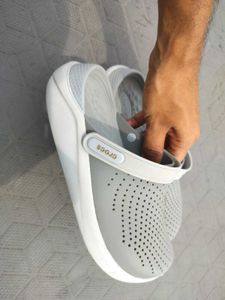 🪅OG CROCS UNISEX
