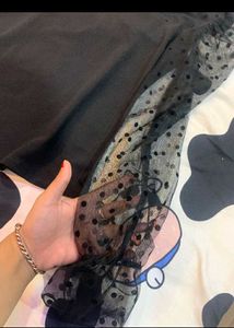 Black Polka Dot Top🐣🐻