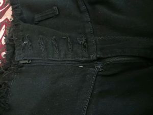 Black One Leg Knee Cut Jeans