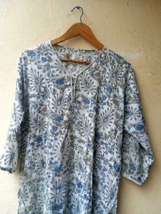 Floral Print Top/Tunic (Women)