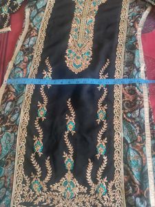 Elegant Embroidered Kurta