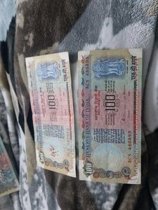 Vintage 100 Rupee Notes 2 pcs set