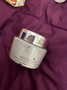 Lotus Herbals WHITEGLOW night Cream