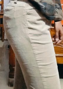 Off White Flare Jeans❤️