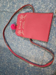 30₹ Off Beautiful Pink Colour Sling Bag