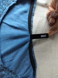 CASUAL T-SHIRT