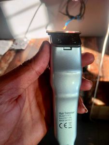 VGR Hair n Beard Trimmer