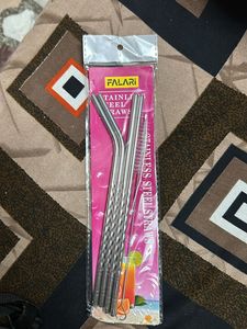 4 Straw (Bend &amp; straight) 2 each Plus One Brush