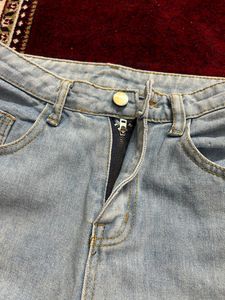 Jeans - High waisted
