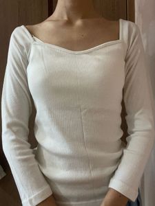 Ribbed Sweatheart Neck Top