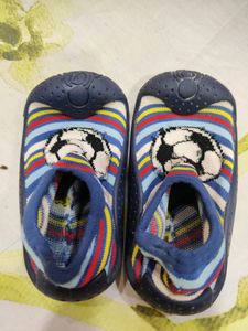 Babyhug Antiskid Shoes Socks