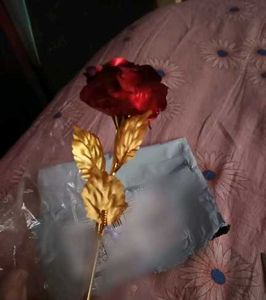 Golden Flower &amp;  2  Spoon